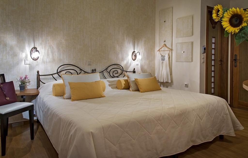 Ionas Boutique Hotel ハニア エクステリア 写真