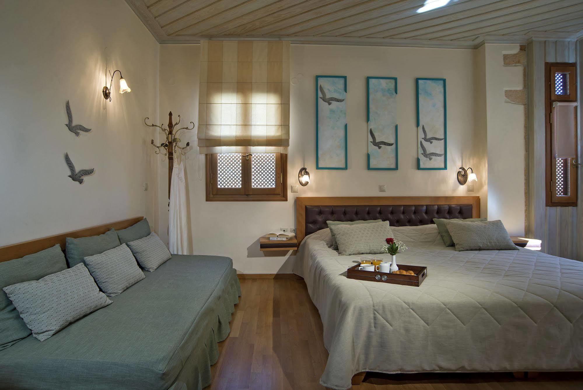 Ionas Boutique Hotel ハニア エクステリア 写真
