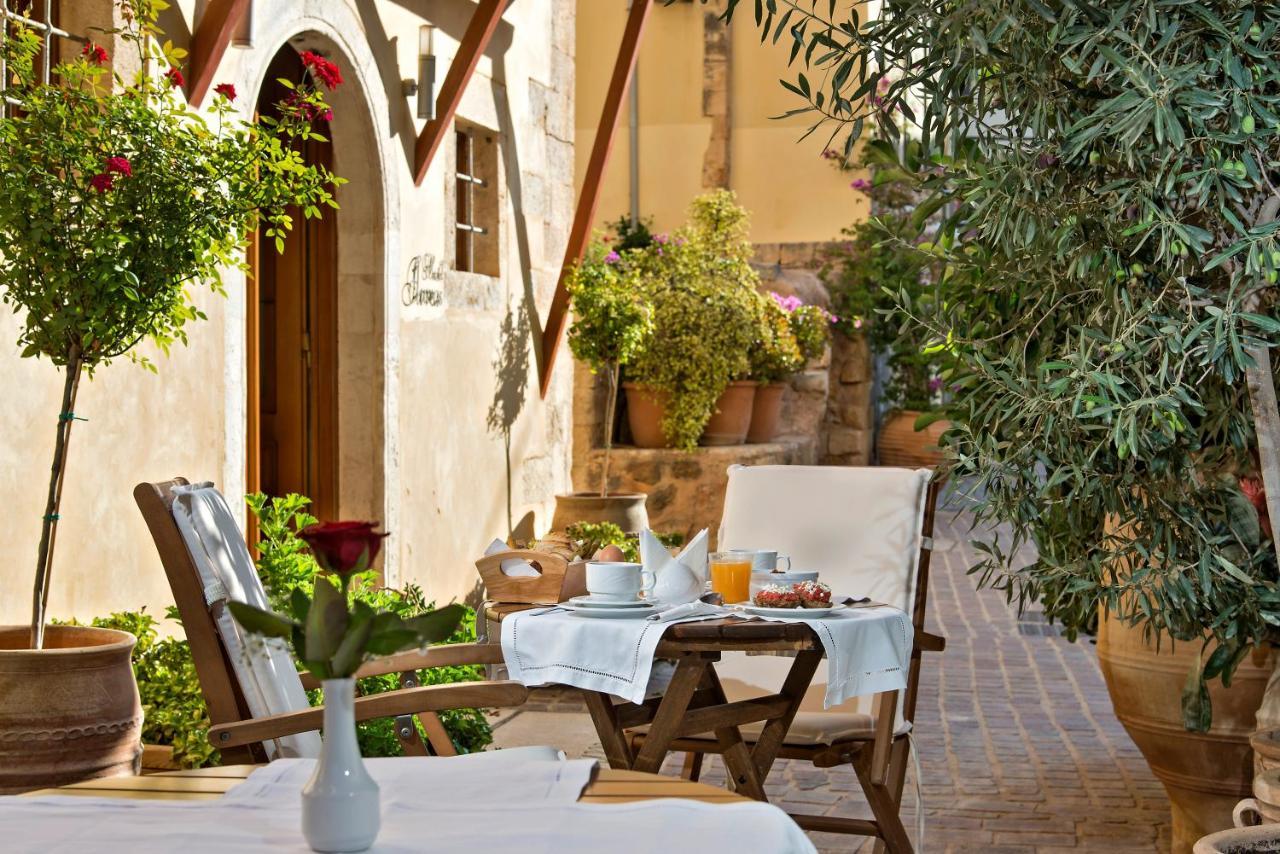 Ionas Boutique Hotel ハニア エクステリア 写真